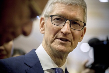 CEO Tim Cook bi de doa va quay roi, Apple cau cuu hinh anh