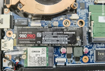 O SSD gia o Trung Quoc lua duoc ca phan mem kiem tra cua Samsung hinh anh