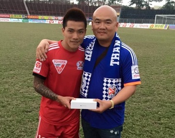 CDV hua tang iPad Air cho thu mon neu giu trang luoi hinh anh
