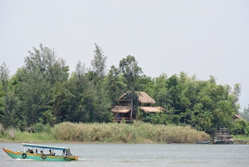 Ve chon binh yen Triem Tay hinh anh