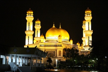 Cham tay vao vuong quoc dat vang Brunei hinh anh