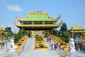 Nhung diem vui choi dip 30/4 tai Binh Duong hinh anh