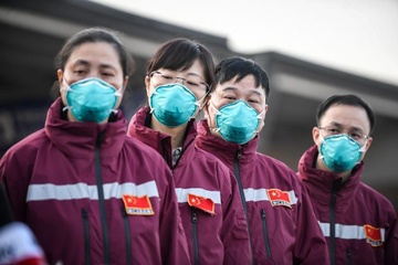 TQ muon lanh dao the gioi chong dich, nhung kho vuot qua su nghi ngo hinh anh