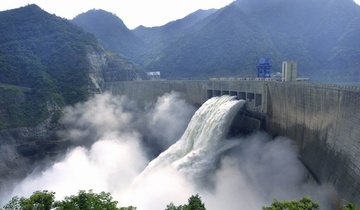 Cac nuoc doi TQ minh bach ve dap nuoc song Mekong sau han han ky luc hinh anh