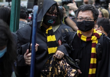 Thai Lan bat 2 thu linh phong trao bieu tinh 'Harry Potter' hinh anh