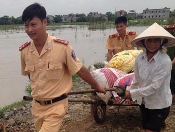 Nguoi Viet tre cay nghiet, tiet kiem loi khen? hinh anh