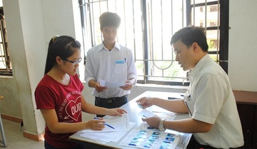 Truong dai hoc lon yeu cau so tuyen the nao? hinh anh