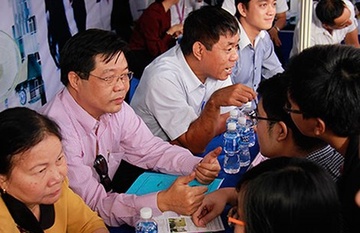 DH Luat TP HCM: Bai kiem tra nang luc gom bon linh vuc hinh anh