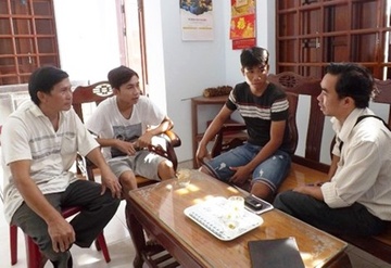Thi sinh tu truot thanh do dai hoc, phu huynh bat khoc hinh anh