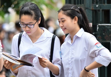 Thi trac nghiem mon Toan: The gioi co kinh nghiem gi? hinh anh