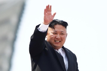 Chu nhan Nobel Hoa binh muon tra tien khach san cho Kim Jong Un hinh anh