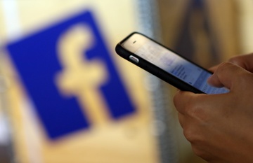 Nhung nguy co tu ban do Bien Dong sai lech tren Facebook hinh anh