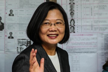 Ba Thai Anh Van tai dac cu lanh dao Dai Loan hinh anh