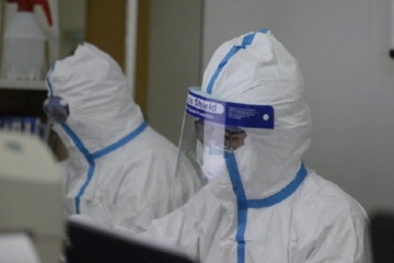 TQ dang ky ban quyen thuoc thu nghiem dieu tri virus corona hinh anh