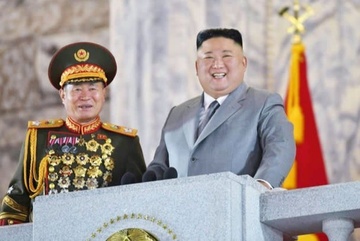 Ong Kim Jong Un chuan bi bat ngo gi cho tan tong thong My? hinh anh