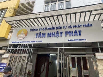 Hon 20 khach hang bi lua nop tien 'chenh' mua nha o xa hoi tai Ha Noi hinh anh