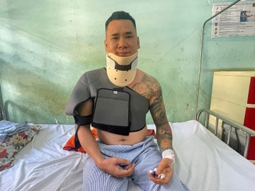 Người cha xúc động kể phút cùng con gái được cứu từ đáy giếng sâu 35 m