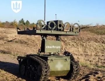 Robot 'quai thu phun lua' cua Ukraine hinh anh