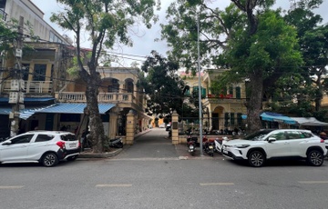 Nguyen chu tich Cong ty Quan ly va Kinh doanh nha bi khoi to hinh anh