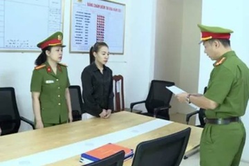 Hai đối tượng sản xuất khô gà, khô bò, heo cháy tỏi giả mạo nhãn hiệu