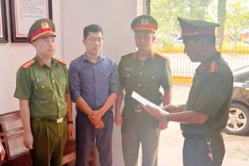 Bat doi tuong bien thu tien bao hiem y te cua hon 300 hoc sinh hinh anh