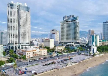 Xac minh vu du khach noi 'run so' khi den Nha Trang vi bi cum xe xu ly hinh anh