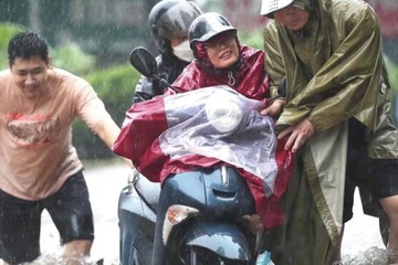 Mua dong tu Bac vao Nam, Bien Dong kha nang don ap thap nhiet doi hinh anh