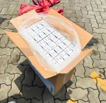 Hai quan bat giu hon 1,3 trieu bao thuoc la tri gia hon 65 ty dong hinh anh