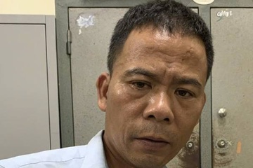 Bắt nóng đối tượng vượt đèn đỏ, tấn công CSGT