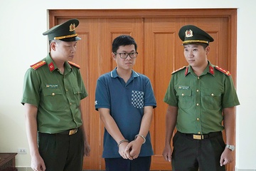Điều hành 287 website, đăng hơn 21.000 video khiêu dâm, đồi trụy