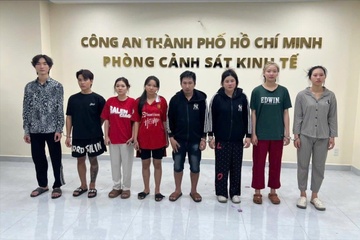 Pha o nhom ban bong cuoi tai quan bar o pho Bui Vien hinh anh