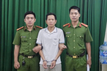 Bắt khẩn cấp giám đốc chi nhánh ngân hàng trong đường dây tín dụng đen