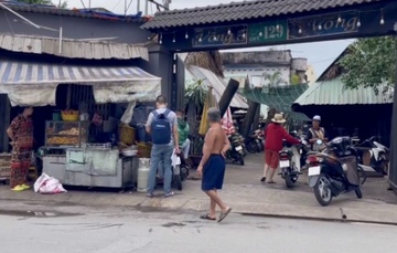 Ghen tuông bồ cũ đi với tình nhân nên cột cửa rồi phóng hỏa phòng trọ