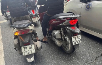 Hai xe SH trùng biển số tứ quý 9 ở Hà Nội: Phạt nữ tài xế mua biển giả