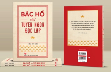 Nhung cuon sach viet ve ngay Quoc khanh nam 1945 hinh anh