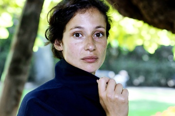 Nha van Alice Zeniter gianh giai thuong Van hoc quoc te Dublin hinh anh