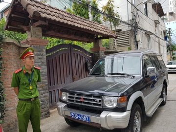 Nguyen Pho chu tich Da Nang noi gi ve 2 cuu chu tich vua bi khoi to? hinh anh
