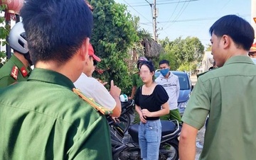 Bat ke cam dau duong day dua nguoi Trung Quoc nhap canh trai phep hinh anh