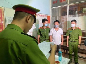 Truy to giam doc ep nguoi khac viet giay no 122 ty hinh anh
