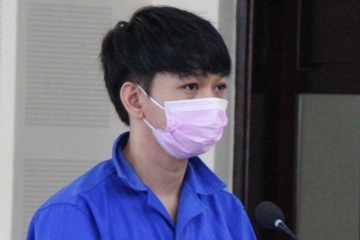 Phat tu nguoi su dung giay dang ky oto gia de lua dao hinh anh