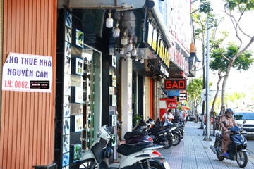 Nhieu cua hang o Da Nang dong cua, tra mat bang hinh anh