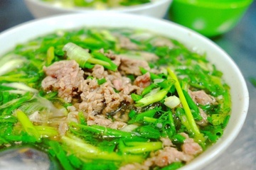 100.000 dong an duoc gi o trung tam Ha Noi? hinh anh