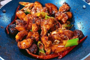 4 quan lau ngon cho buoi toi o Da Lat hinh anh