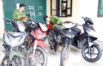 Bat nhom 9X gay ra hang loat vu trom o Dong Nai hinh anh