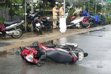 Tu te xe tren duong, nam thanh nien tu vong o Long An hinh anh