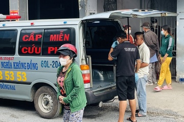 Nam thanh nien tu vong nhieu ngay trong phong tro hinh anh