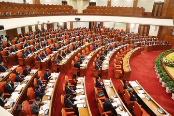 Cac Uy vien Bo Chinh tri, Ban Bi thu bao cao kiem diem ca nhan hinh anh