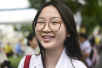 Thi sinh TP.HCM hao hung voi de Van mo hinh anh