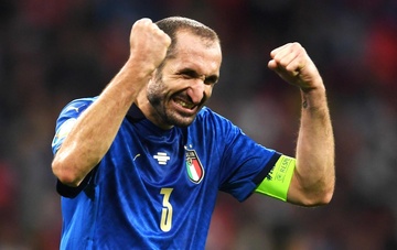 Tuoi 36 vien man cua thu quan tuyen Italy hinh anh