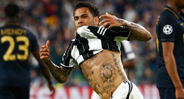 Dani Alves cho thay Barca la nhung ke mu nghe thuat hinh anh